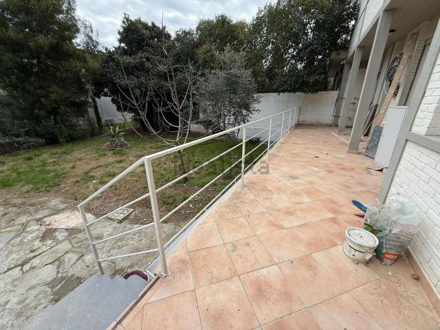 Appartamento in vendita di 266 m² in Via delle Sentinelle
