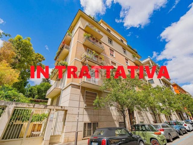 Appartamento in vendita di 267 m² in Via di Sant&apos Erasmo, 5
