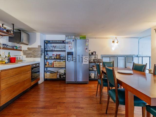 Appartamento in vendita di 267 m² in Viale Gran Sasso, 40