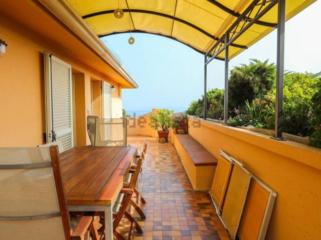 Appartamento in vendita di 267 m² in Piazza Giuseppe Malvezzi, 23