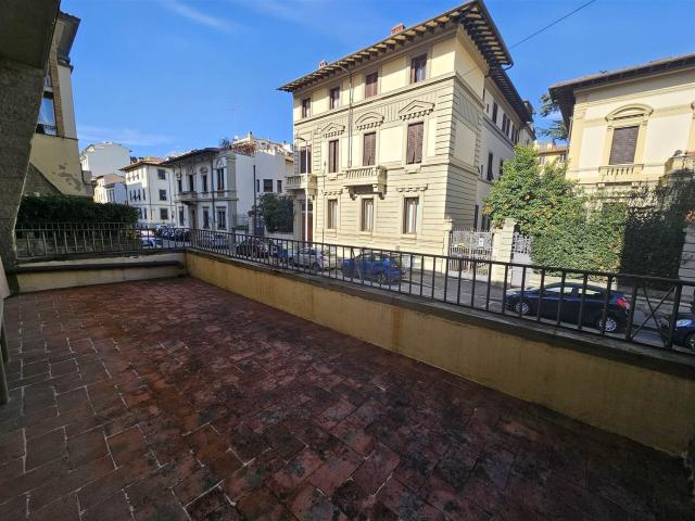 Appartamento in vendita di 268 m²