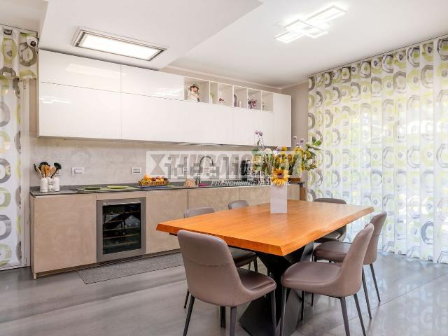 Appartamento in vendita di 268 m²