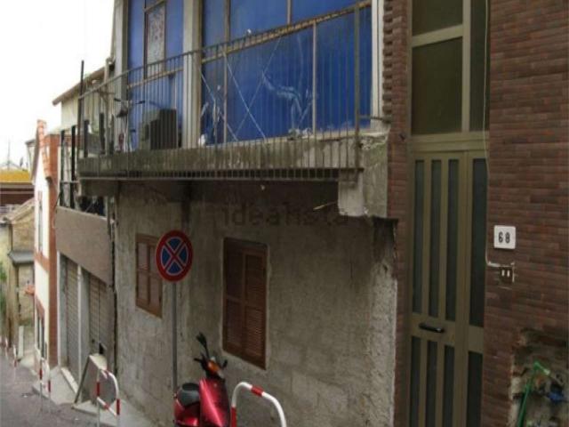 Appartamento in vendita di 268 m² in Via Castelfidardo, 68