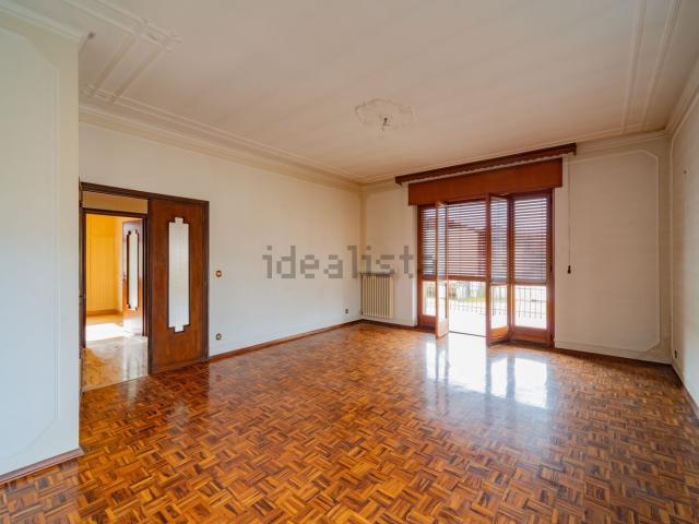 Appartamento in vendita di 268 m² in Via Valentino, 9