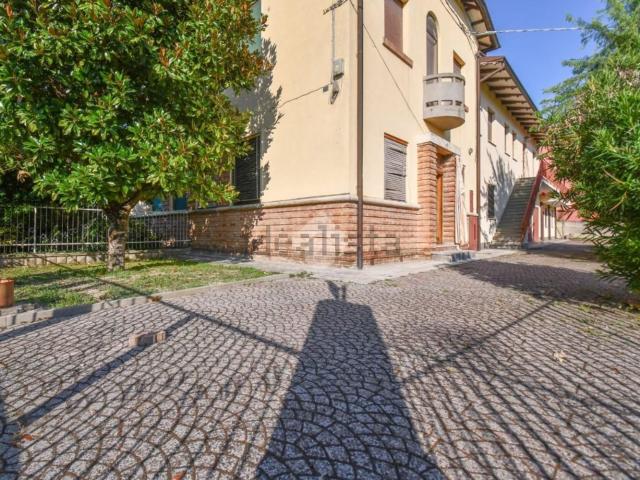 Appartamento in vendita di 270 m² in Via Guglielmo Marconi, 9