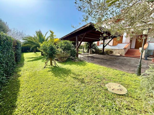 Appartamento in vendita di 270 m² in Via della Campana, 40