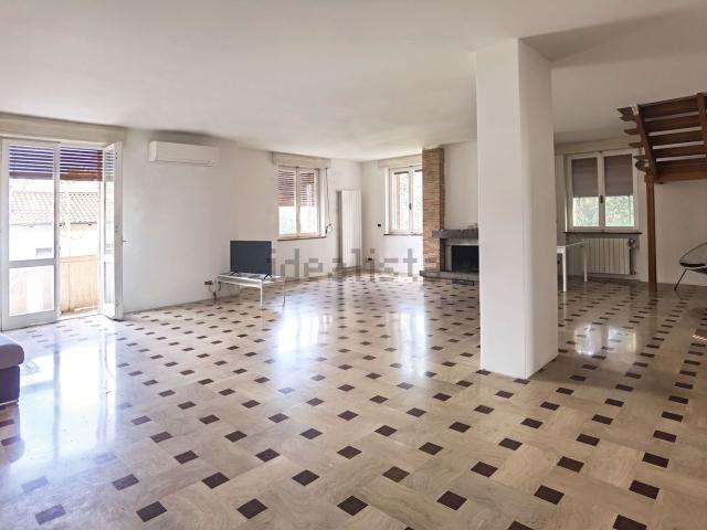 Appartamento in vendita di 270 m² in Via Marghera