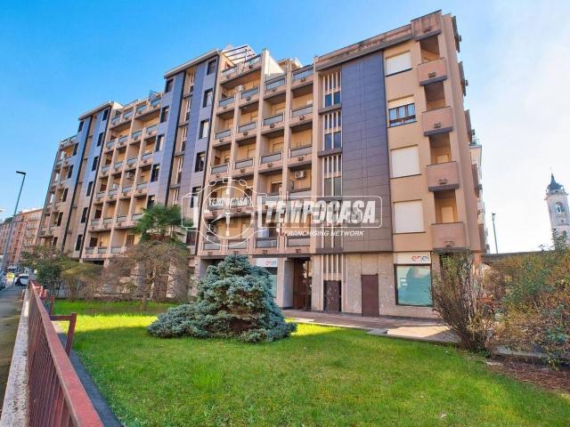Appartamento in vendita di 270 m² in Via Pietro Micca