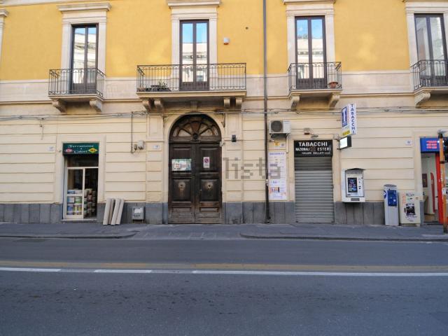 Appartamento in vendita di 270 m² in Via Umberto I, 170