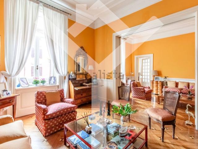 Appartamento in vendita di 270 m² in Viale Giuseppe Mazzini