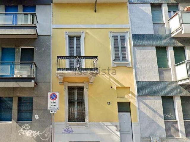 Appartamento in vendita di 270 m² in Viale Gran Sasso, 8