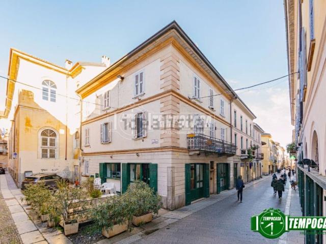 Appartamento in vendita di 270 m² in Corso Giuseppe Garibaldi