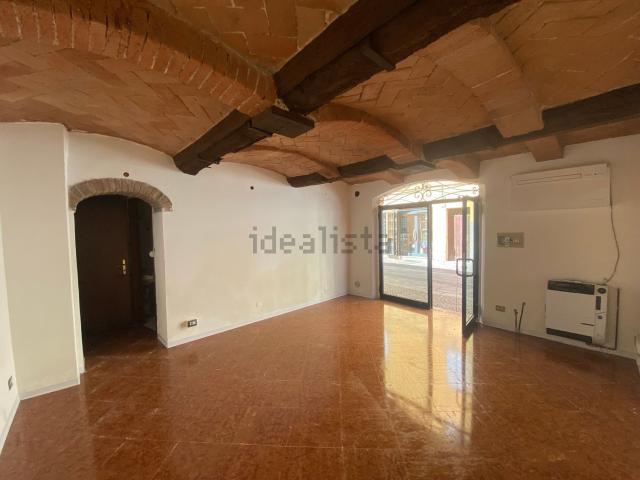 Appartamento in vendita di 270 m² in Piazza Martiri Partigiani