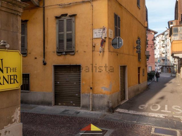 Appartamento in vendita di 271 m² in Via Palazzo di Città