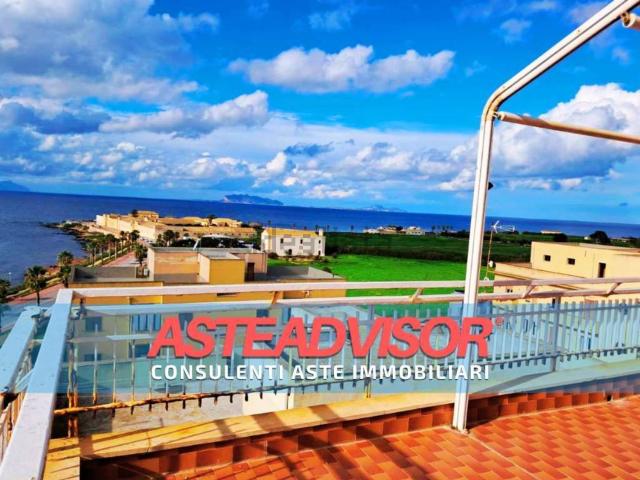 Appartamento in vendita di 273 m² in Via Antonio Frazzitta, 1