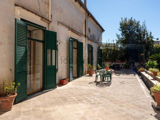 Appartamento in vendita di 273 m² in Corso Umberto I, 56