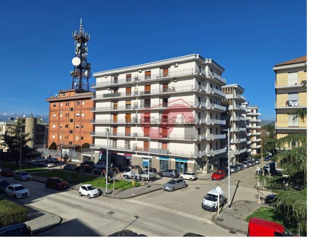 Appartamento in vendita di 274 m² in Via Nicola Giustiniani