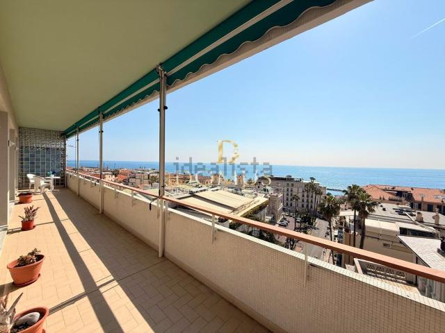 Appartamento in vendita di 274 m² in Via Privata Fratelli Asquasciati