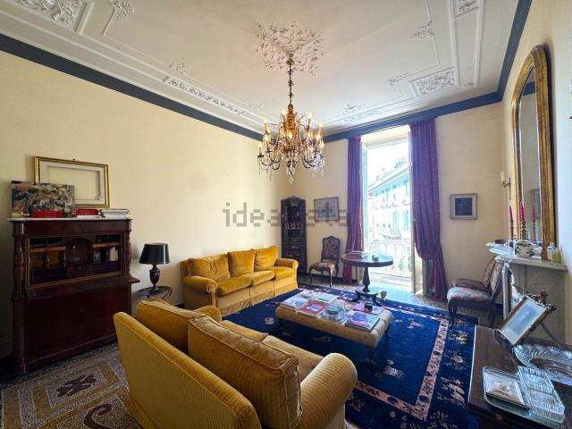 Appartamento in vendita di 274 m² in Corso Solferino, 2