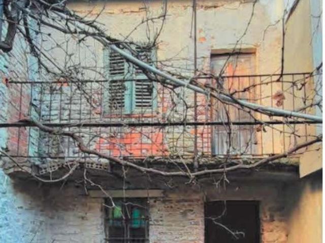 Appartamento in vendita di 275 m² in Via Fontana