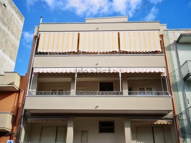 Appartamento in vendita di 275 m² in Via Roccaforzata, 157
