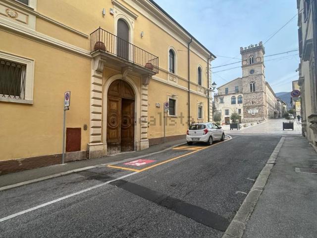 Appartamento in vendita di 275 m² in Corso Giuseppe Mazzini, 114
