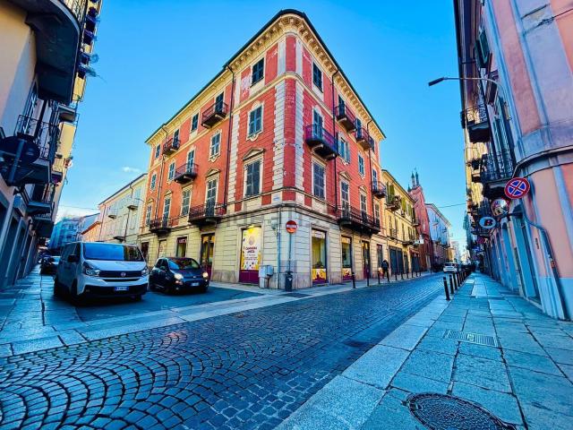Appartamento in vendita di 276 m² in Via Gerolamo Savonarola, 1