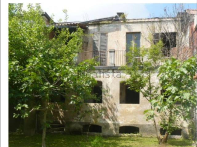 Appartamento in vendita di 277 m² in Via Gaudenzio Gramegna