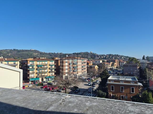Appartamento in vendita di 278 m² in Via Goffredo Mameli, 70