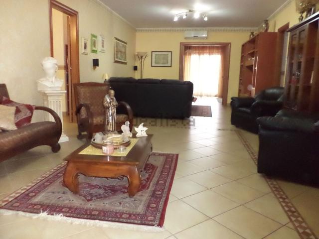 Appartamento in vendita di 280 m² in Via Conversano
