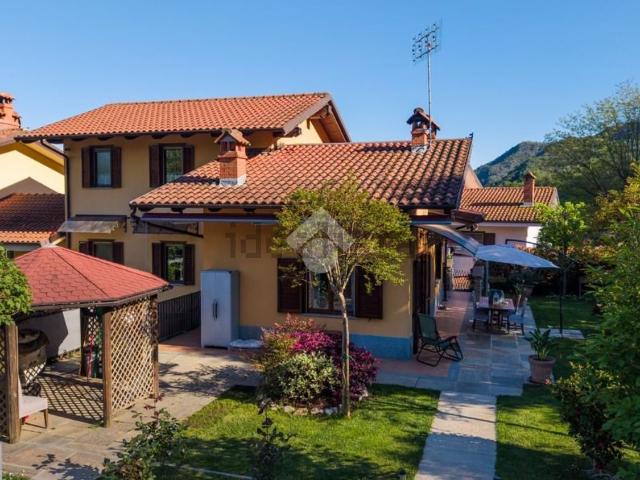 Appartamento in vendita di 280 m² in Via Caporgno, 19