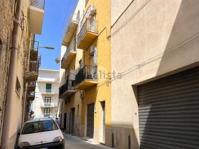 Appartamento in vendita di 280 m² in Via Cristoforo Colombo, 8