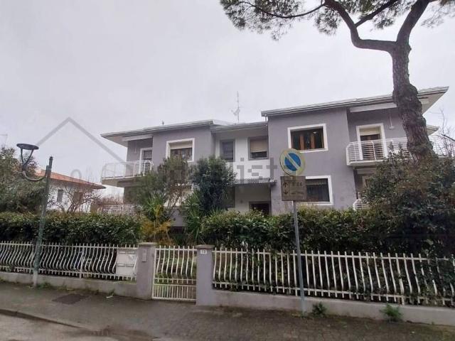 Appartamento in vendita di 280 m² in Via Augusto Murri