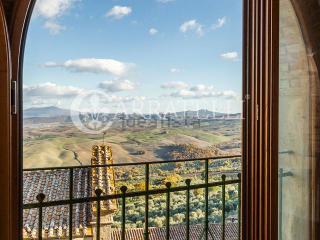 Appartamento in vendita di 280 m² in Via del Cassero