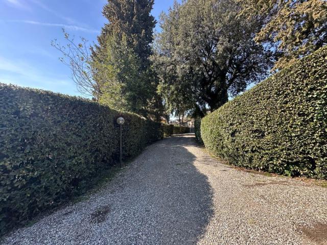 Appartamento in vendita di 280 m² in Via di Santa Marta