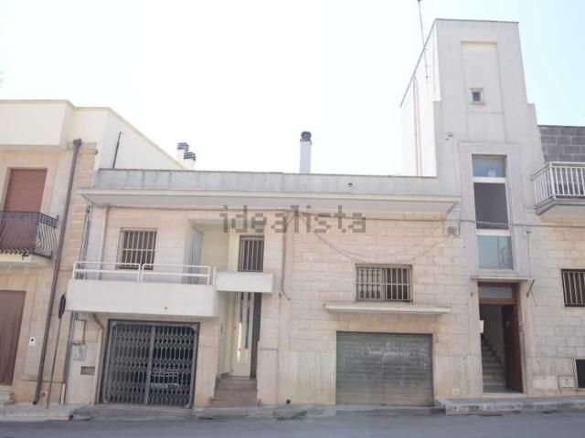 Appartamento in vendita di 280 m² in Via Kennedy, 43