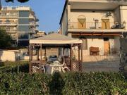 Appartamento in vendita di 280 m² in Via L. Zuppetta