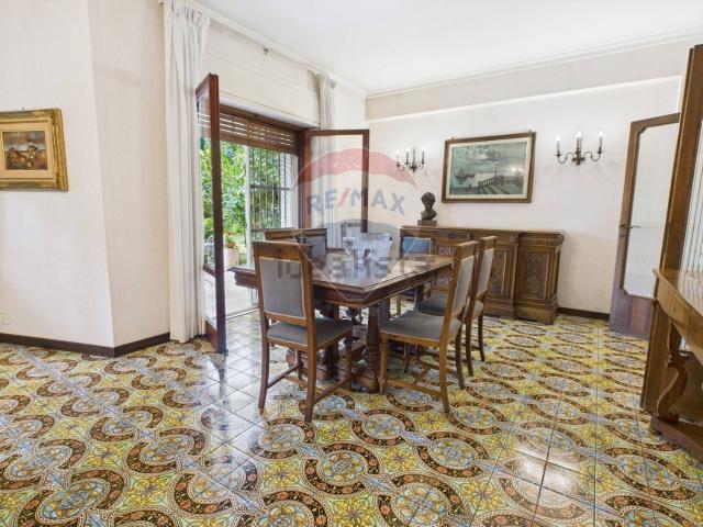 Appartamento in vendita di 280 m² in Via Menofilo, 27