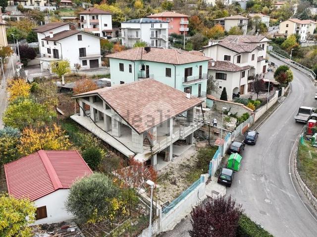Appartamento in vendita di 280 m² in Via Sant&apos Angelo, 17
