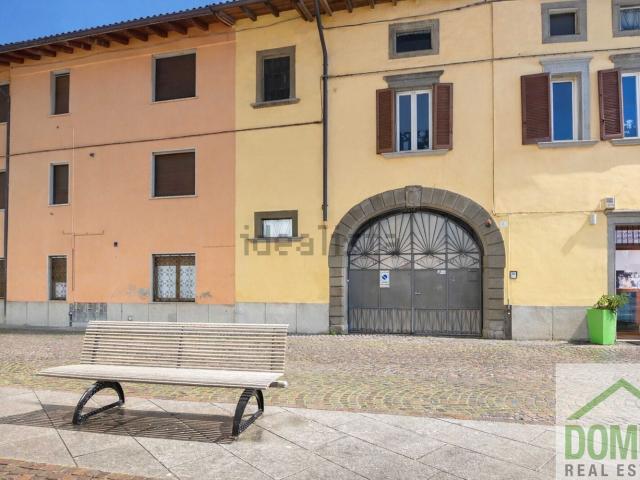 Appartamento in vendita di 280 m² in Via Patrioti Romanesi, 8