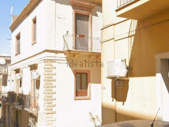 Appartamento in vendita di 280 m² in Via Vacirca