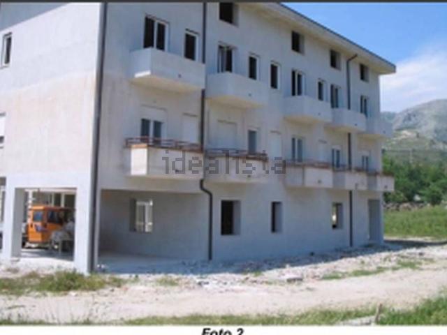 Appartamento in vendita di 280 m² in Via Vittorio Pozzo