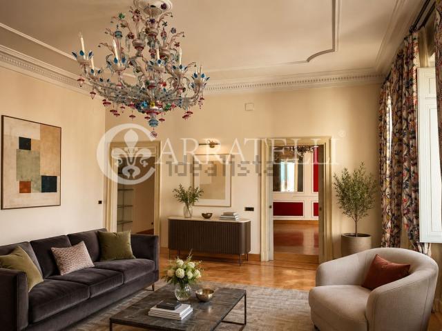Appartamento in vendita di 280 m² in Piazza Giuseppe Verdi