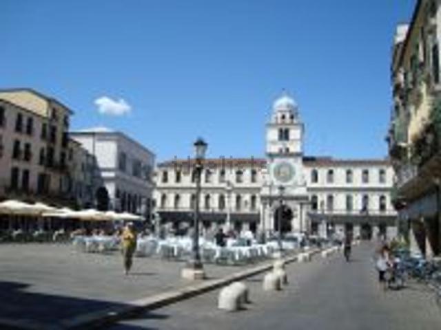 Appartamento in vendita di 280 m² in Piazza Duomo