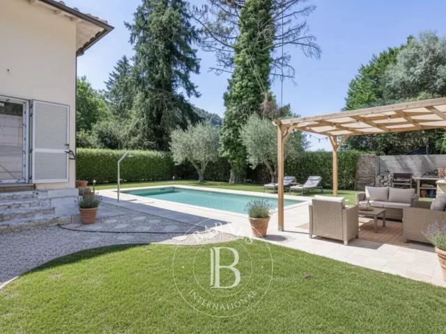 Appartamento in vendita di 281 m²