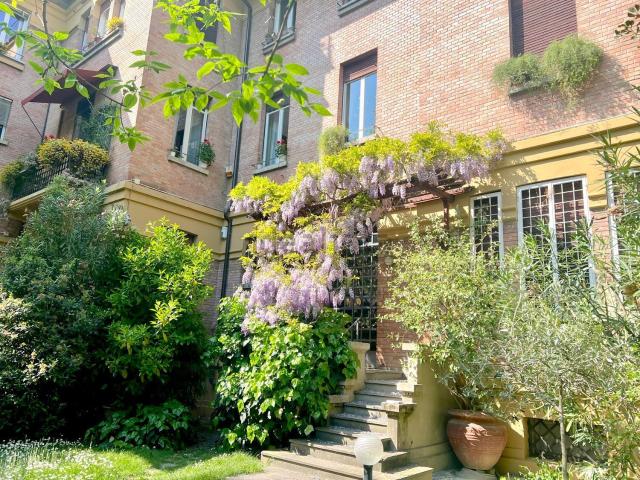 Appartamento in vendita di 281 m² in Via Alessandro Guidotti