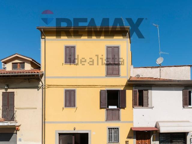 Appartamento in vendita di 281 m² in Località Olmo, 21