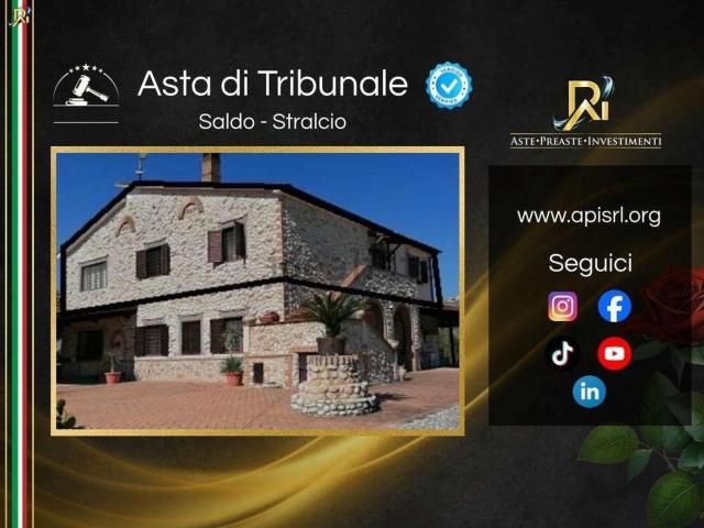 Appartamento in vendita di 282 m² in Via Cornazzano