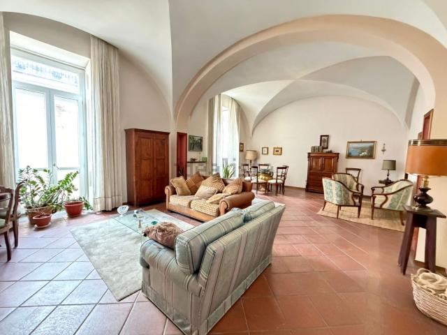 Appartamento in vendita di 282 m² in Via Raimondo de Sangro di Sansevero, 11