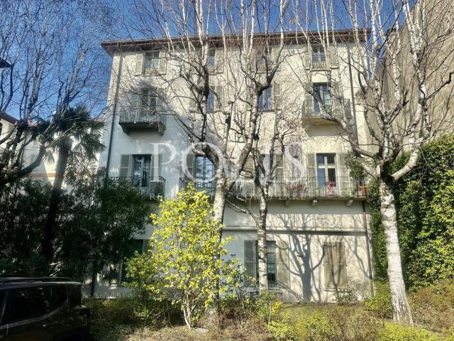Appartamento in vendita di 282 m² in Piazza Roma, 32
